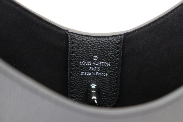 Louis Vuitton Black Calfskin Lockme Hobo #12
