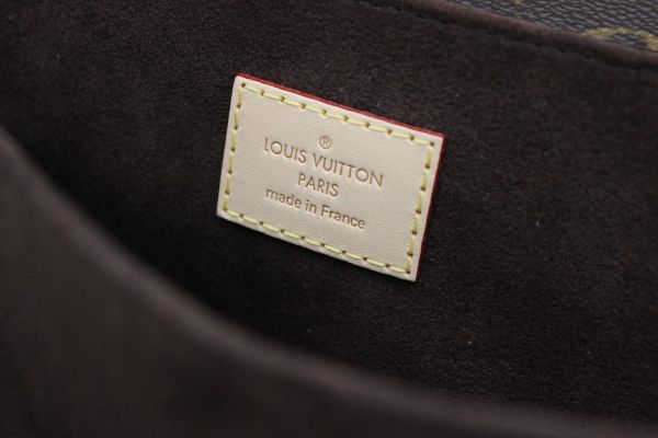 Louis Vuitton Pochette Metis #11