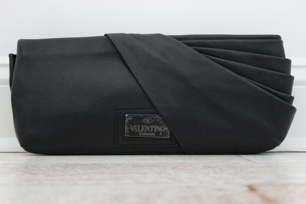 Valentino Garavani Black Nappa Leather BOW Clutch #2