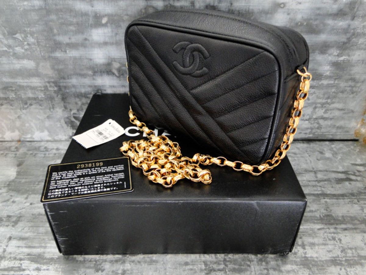 black small chanel bag authentic