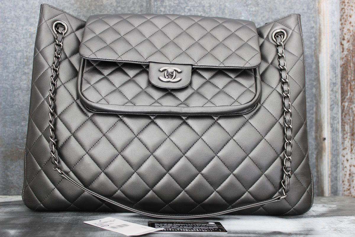 CHANEL TOTE PST LAMBSKIN BAG – Tres Chic Luxury