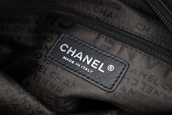 Chanel Black Lambskin Medium Ultimate Soft Shoulder Bag #11