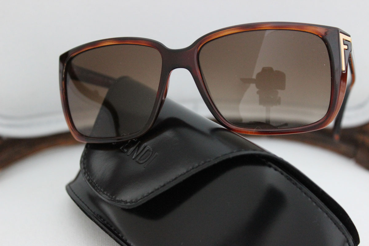 Fendi Tortoise Frame F Logo Sunglasses FS5220