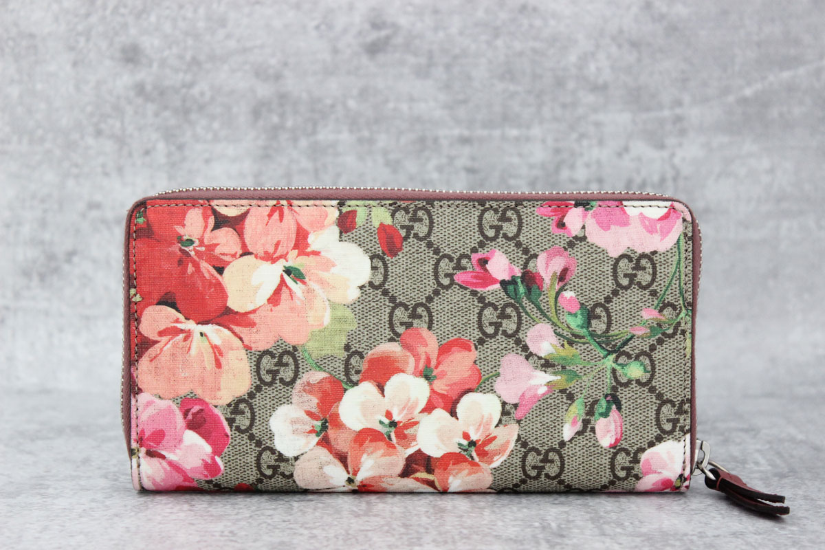 Gucci GG Blooms Supreme Zip Around Wallet at Jill&#39;s Consignment