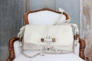 Gucci JUNGLE Chain Embellished Off White Leather Bag