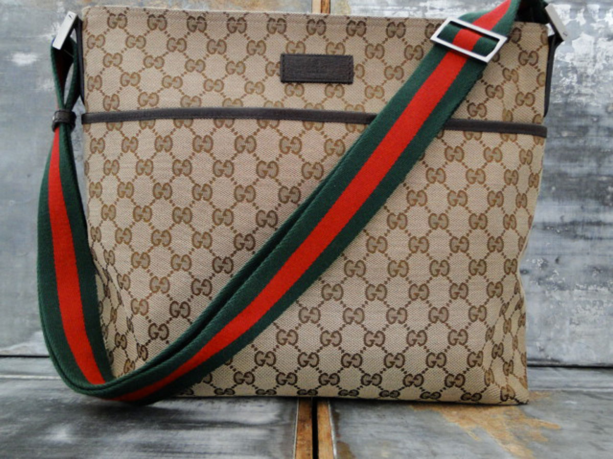Gucci Beige Ebony Monogram Medium Messenger Bag