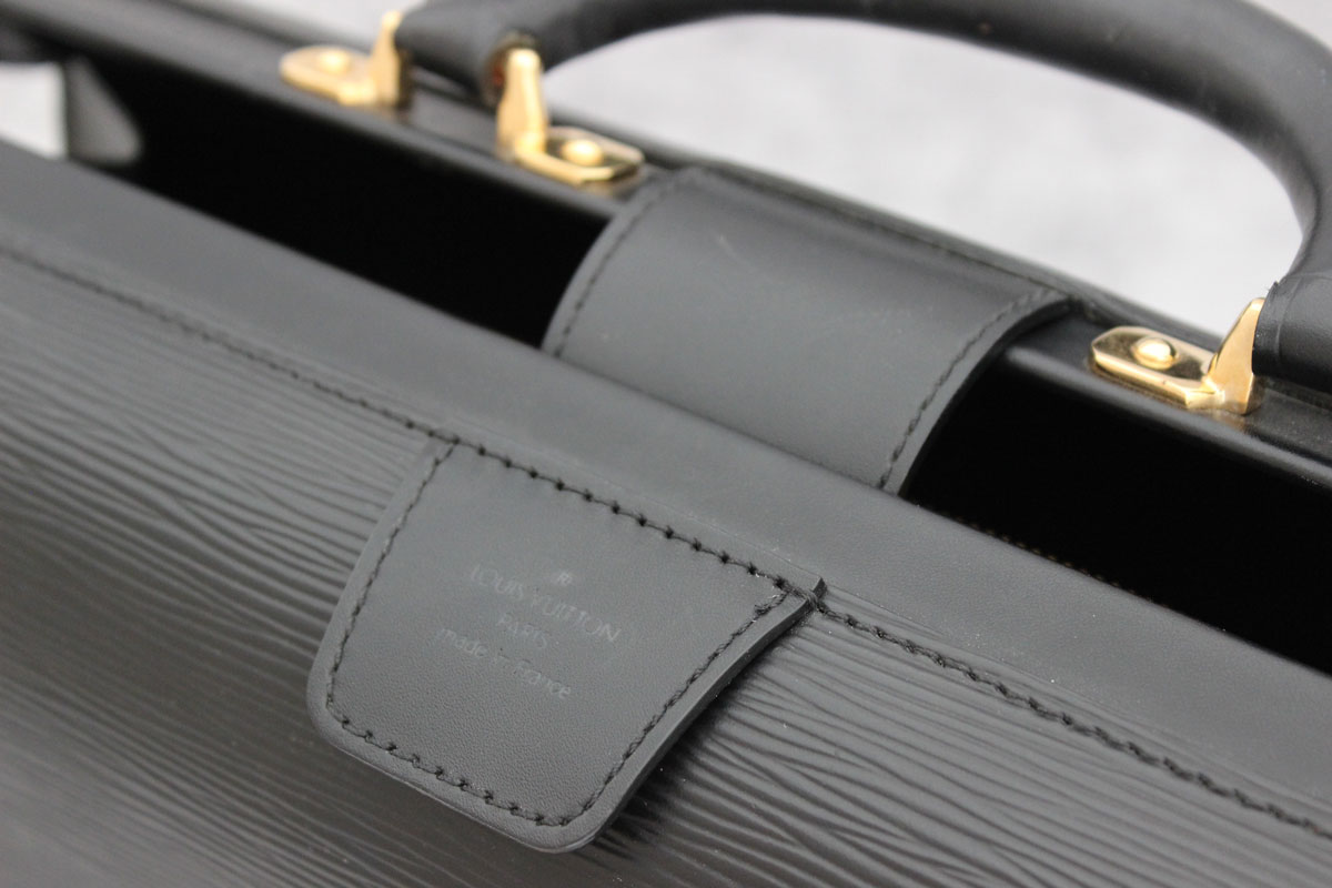 Louis Vuitton Black Epi Leather Serviette Fermoir Briefcase at Jill's  Consignment