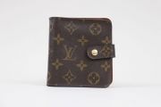 Louis Vuitton Compact Zipped Wallet