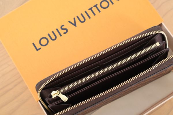 Louis Vuitton Damier Ebene Zippy Wallet #11