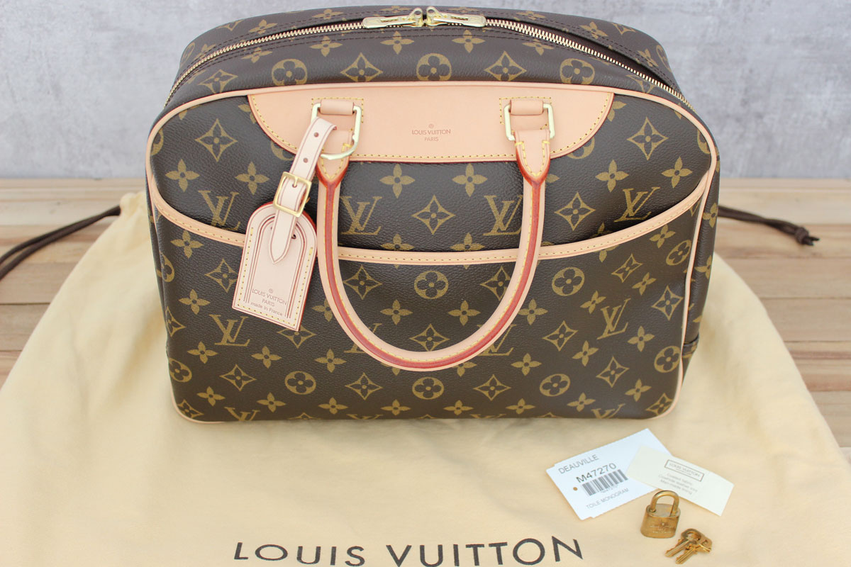 Louis Vuitton Deauville Monogram Travel Bag