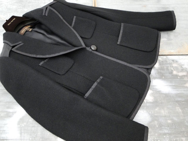 Louis Vuitton Black Wool & Satin Jacket 34