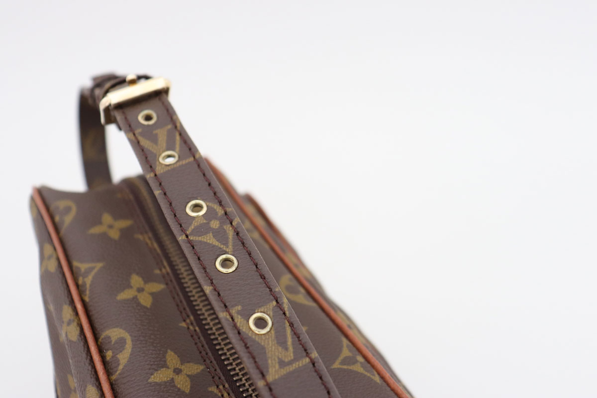 Louis Vuitton LV Nile Monogram Crossbody Leather Canvas Bag Purse -  clothing & accessories - by owner - apparel sale 