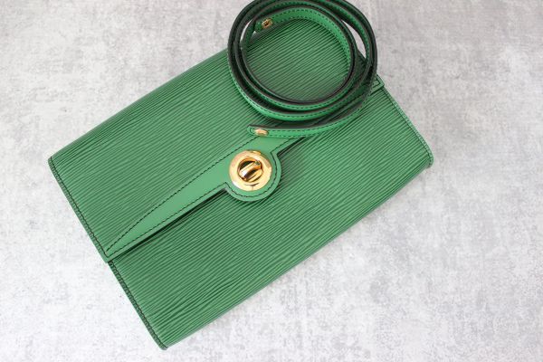 Louis Vuitton Pochette Arche Green Epi Leather #14