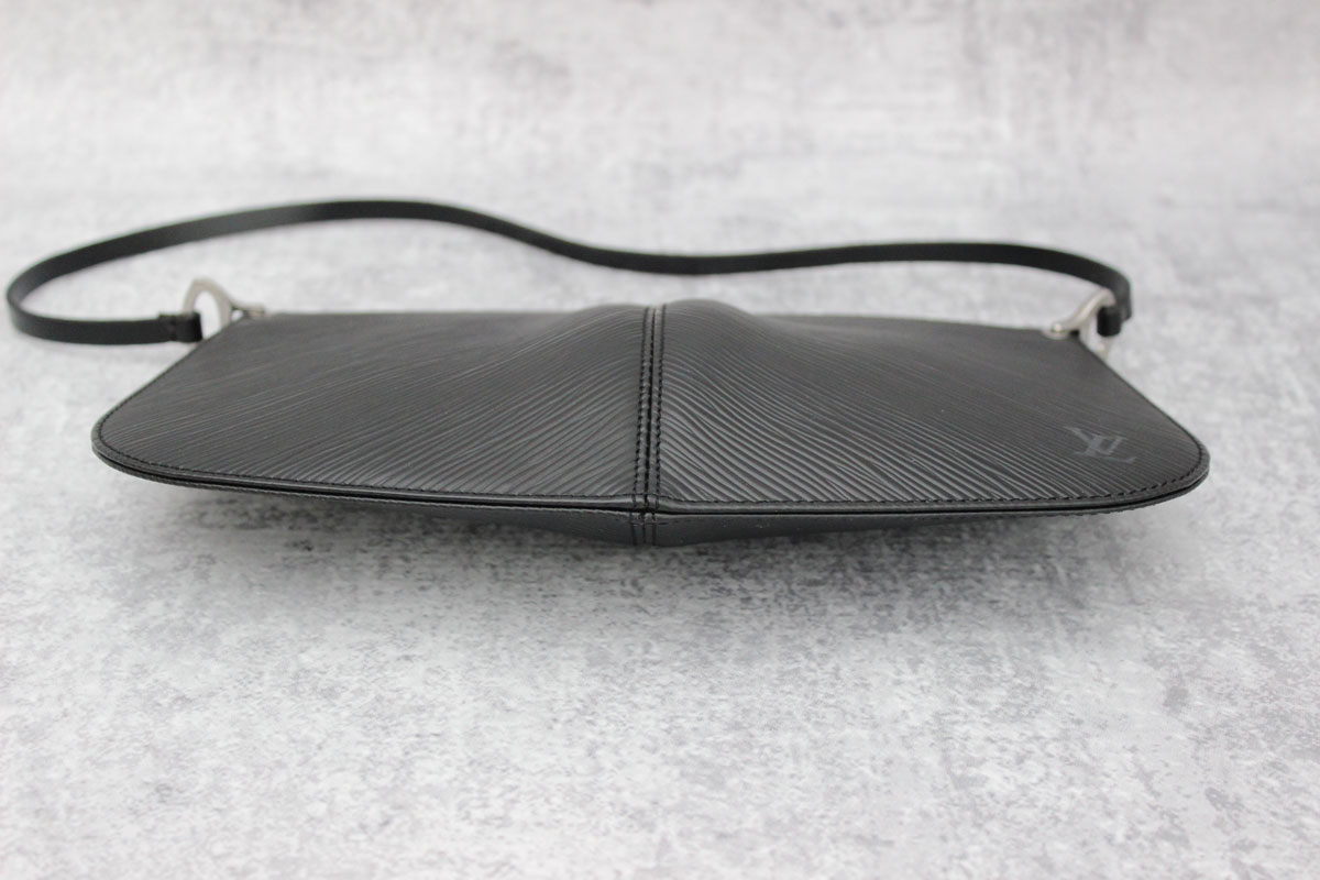 Louis Vuitton Epi Leather Demi Lune Pochette ○ Labellov ○ Buy