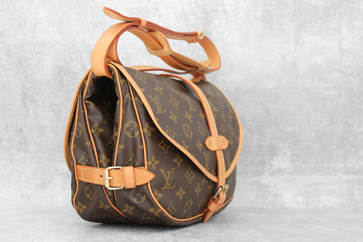 Louis Vuitton, Bags, Beautiful Authentic Louis Vuitton Monogram Saumur 3  Shoulder Bag