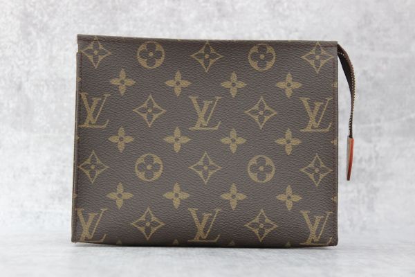 Louis Vuitton Monogram Canvas Toiletry Pouch 19 at Jill&#39;s Consignment