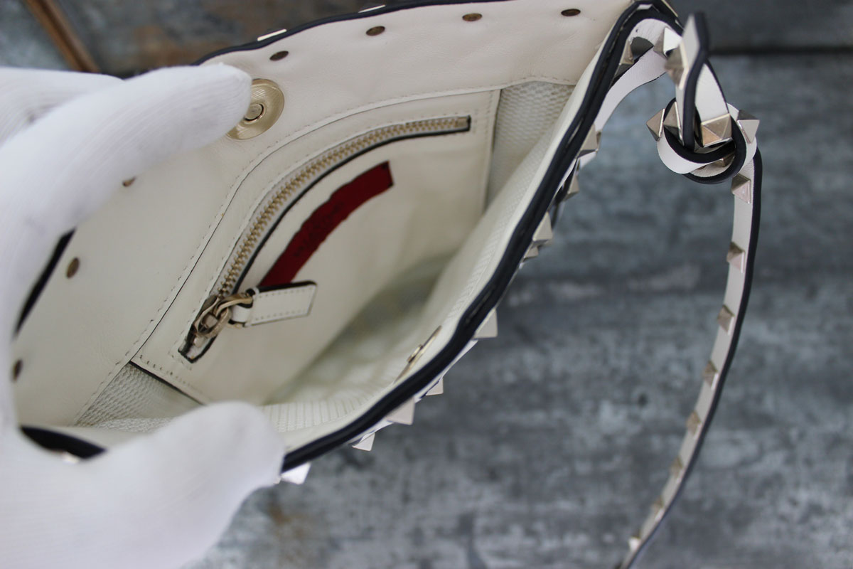 Valentino ROCKSTUD Netted Leather Crossbody Bag Ivory